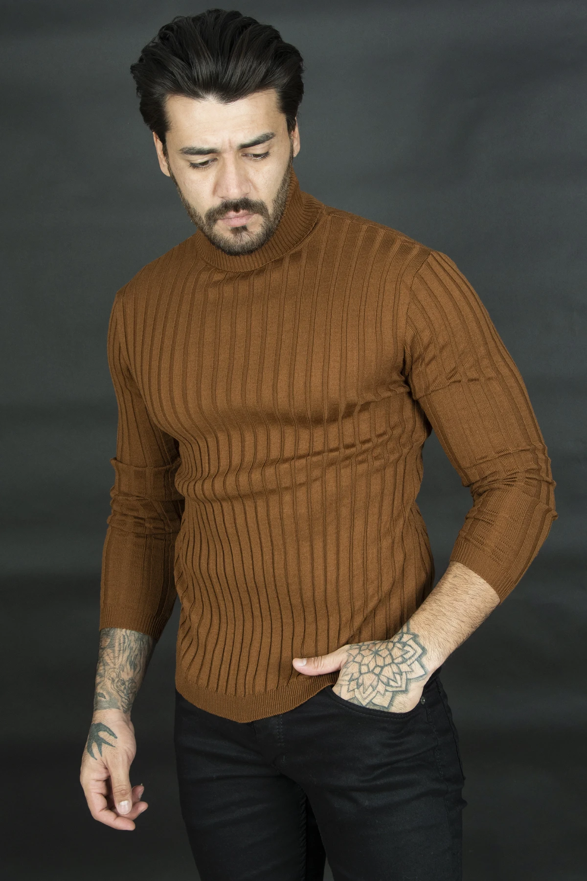 Maglione lavorato a maglia a righe dolcevita DeepSEA 2100014