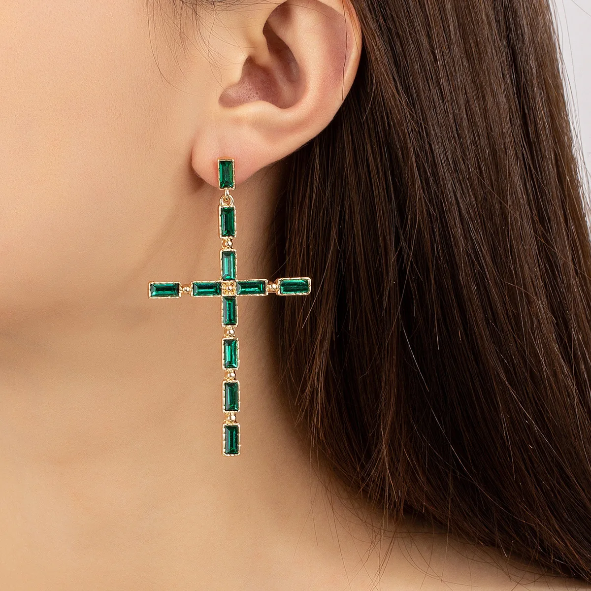 2024 Classic Jewelry Accessories Wholesale Long Green Black Baguette Gem Crystal Rhinestone Cross Earrings for Women