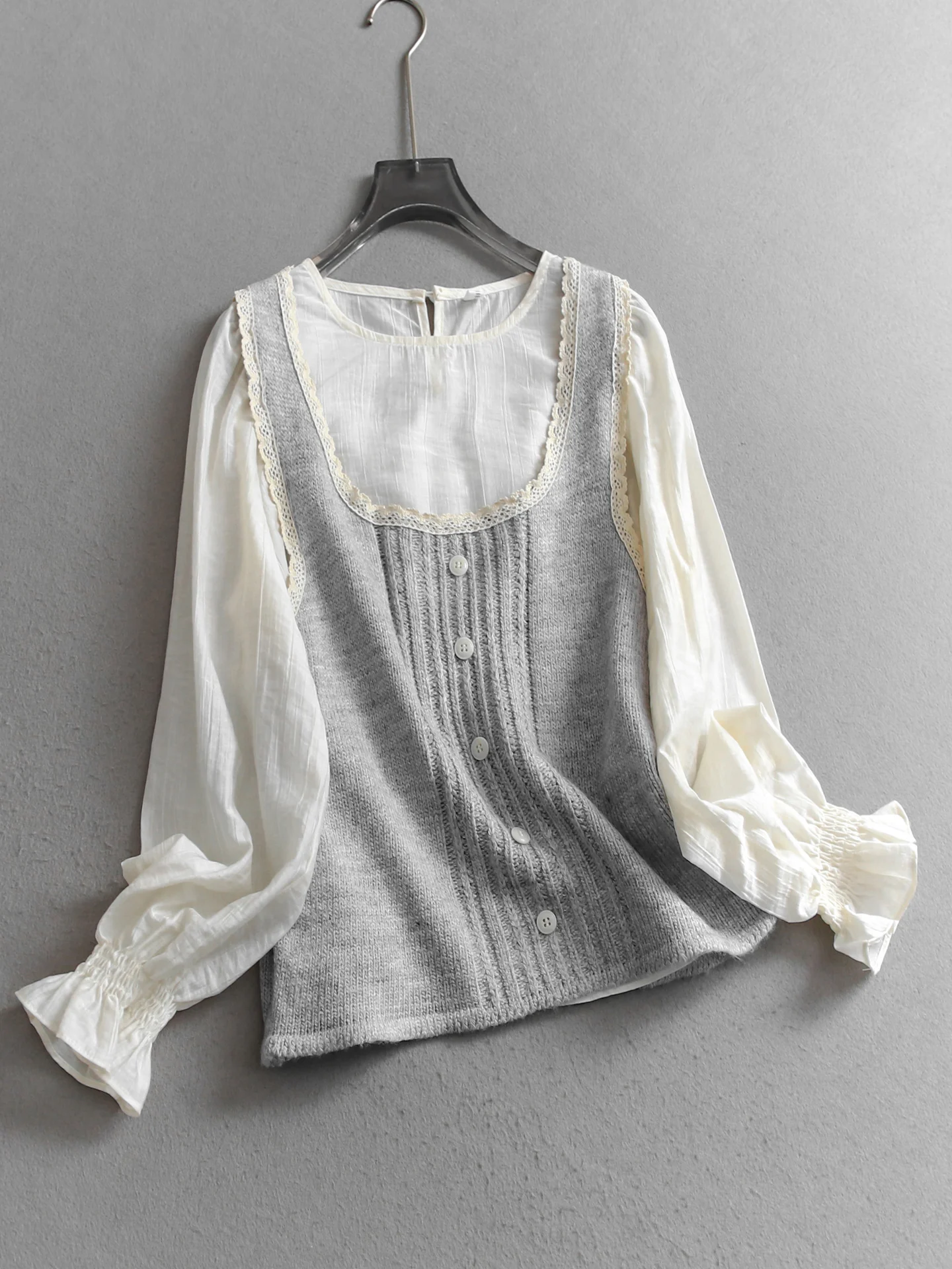 

Color Block Long Sleeve round Neck Lace Trim Sweet Style Women's Shirt V982 Autumn New Arrival Two Piece Set Layering Top