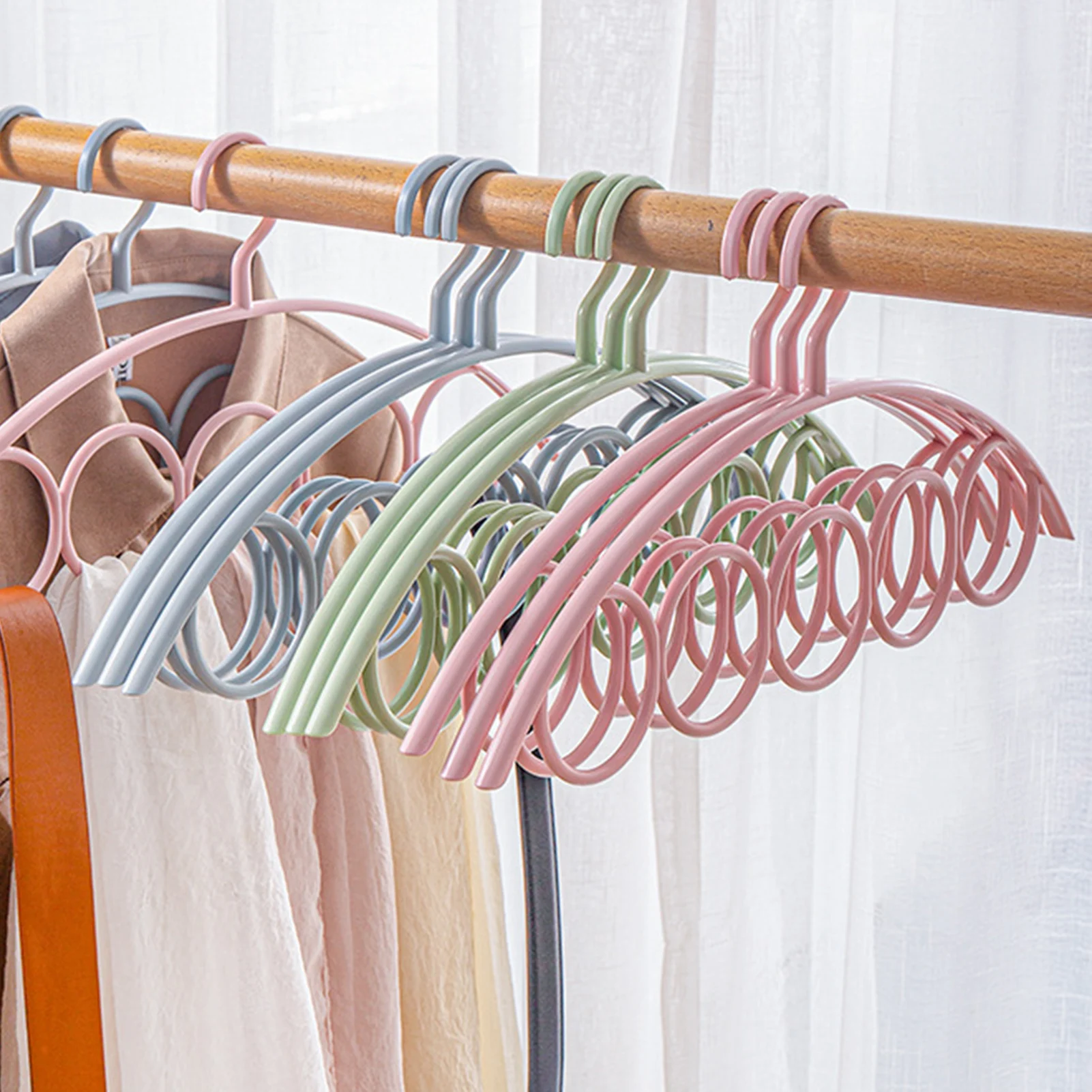 5-Schal-Kleiderbügel, Krawattenaufhänger, rutschfeste Schalhalter aus Kunststoff für Seidenschals und -krawatten