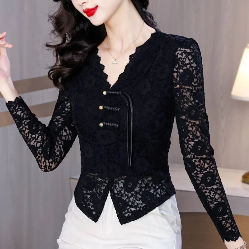 

Новая шикарная кружевная рубашка с пряжкой в китайском стиле для женщин, осень 2022, новая темпераментная рубашка, модный топ с длинными рукавами