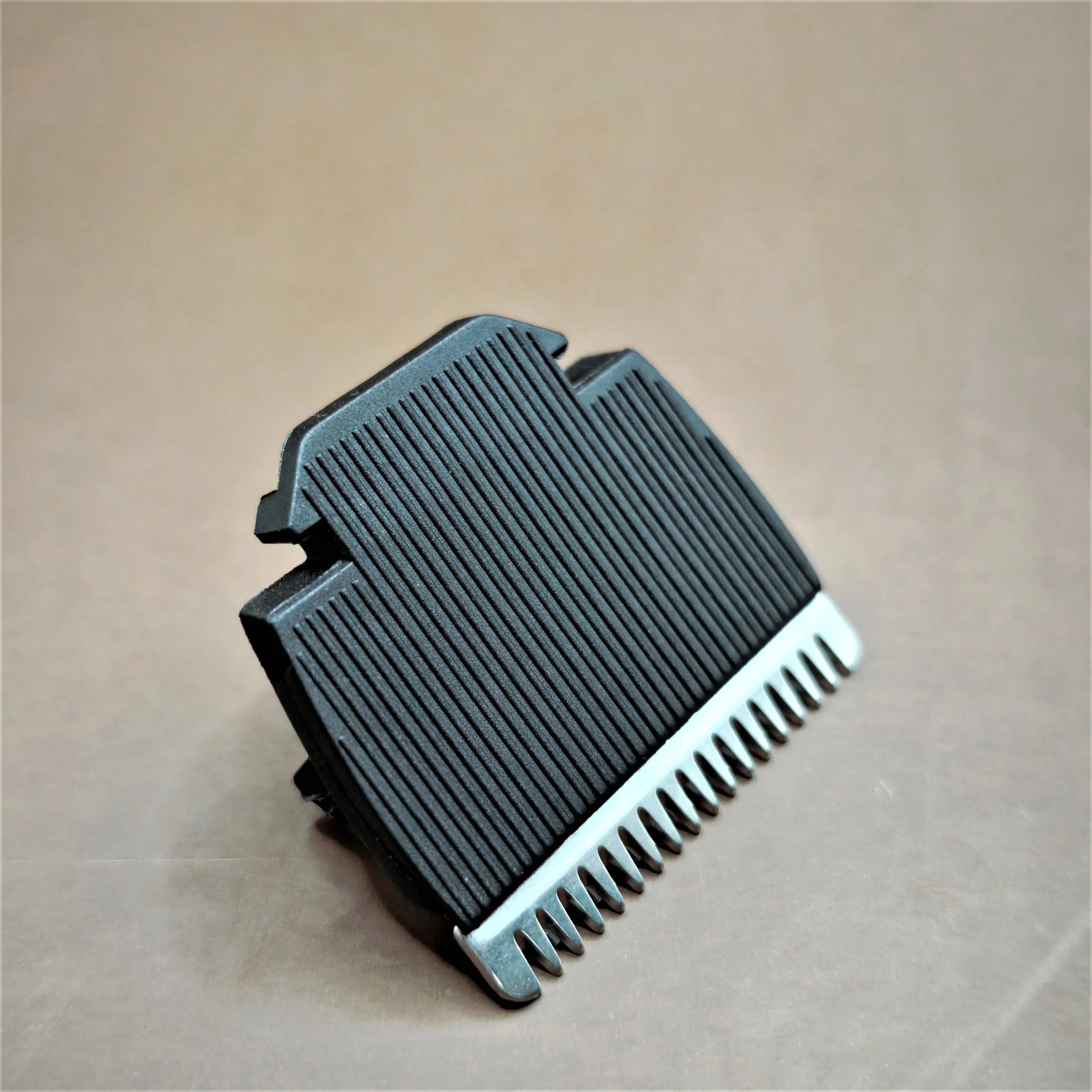 Hair Clipper Trimmer Head Cutter Blade Replacement For Philips QT4018 QT4014 /42 QT4013 /23 QT4005 /13 Barber Parts New