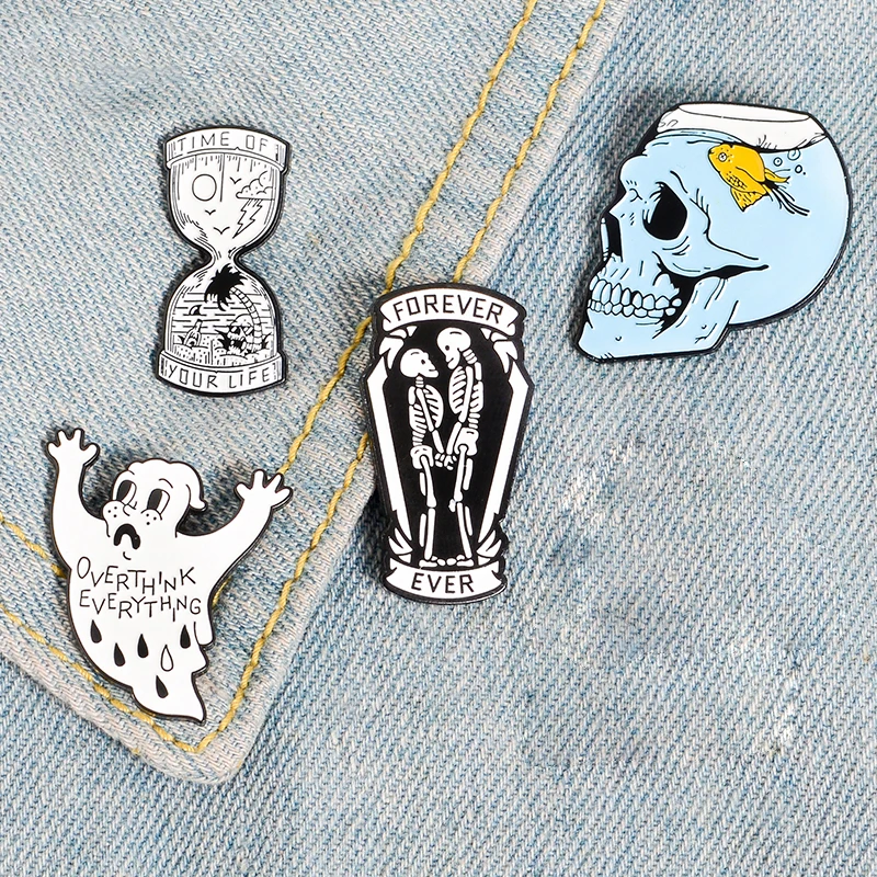 

Your Life Hourglass Enamel Pin Ghost Skeleton Fish Tank Skull Badge Brooch Bag Denim Shirt Lapel Pin Gothic Jewelry Gift