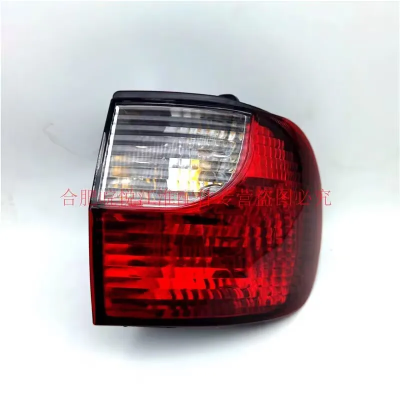 Car Accessories Rear Bumper Tail Light Brake Lamp Taillight Taillamp For Hyundai SVX Starex H1 2000 2001 2002 2003 Exterior Part view 3