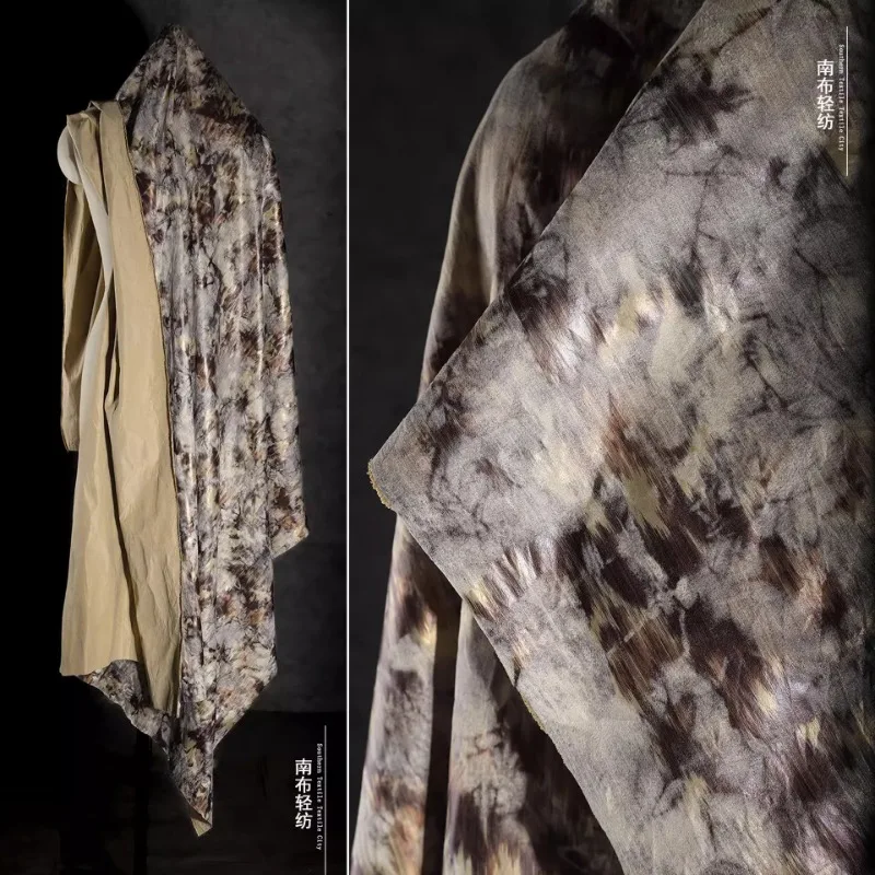 

Коричневая плиссированная ткань нестандартной формы с принтом для ретро-куртки, юбки до половины тела, брюк, дизайнерская ткань для одежды, шитье своими руками по дворам