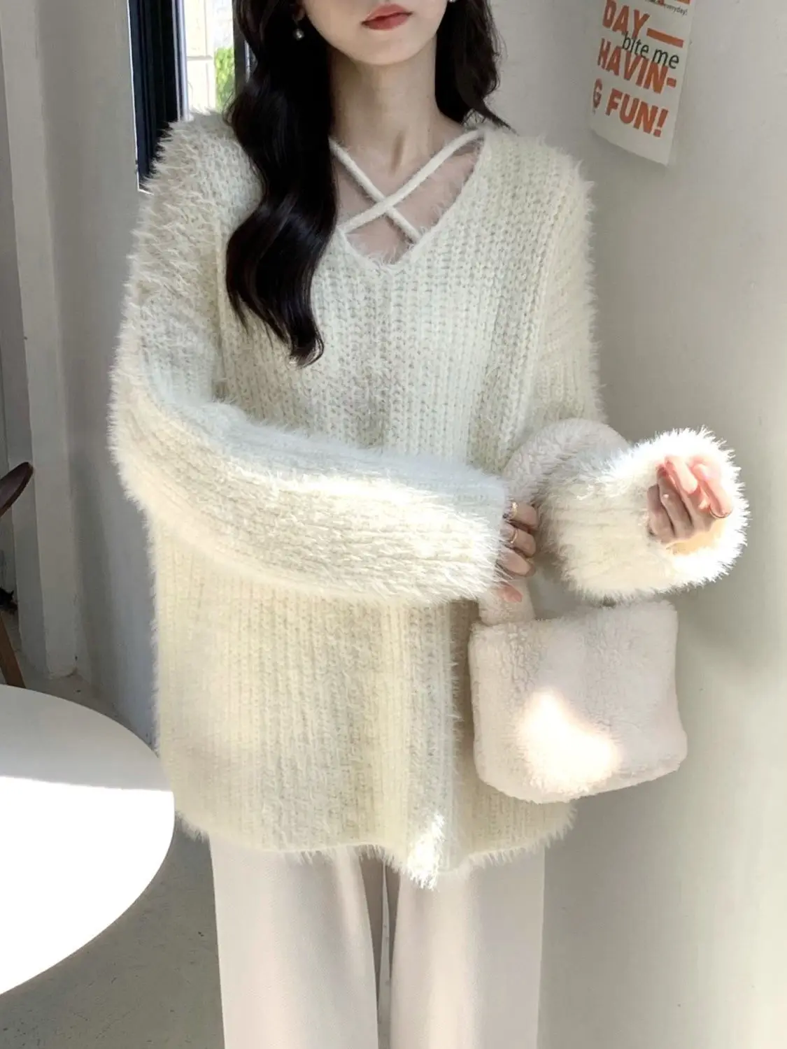 

Sweaters Jumpers Pullovers Woman Y2K Brushed Fur Collar Cropped Coffee Date Elegant Feminine Pretty Lady Chic Fashion Winter Fit