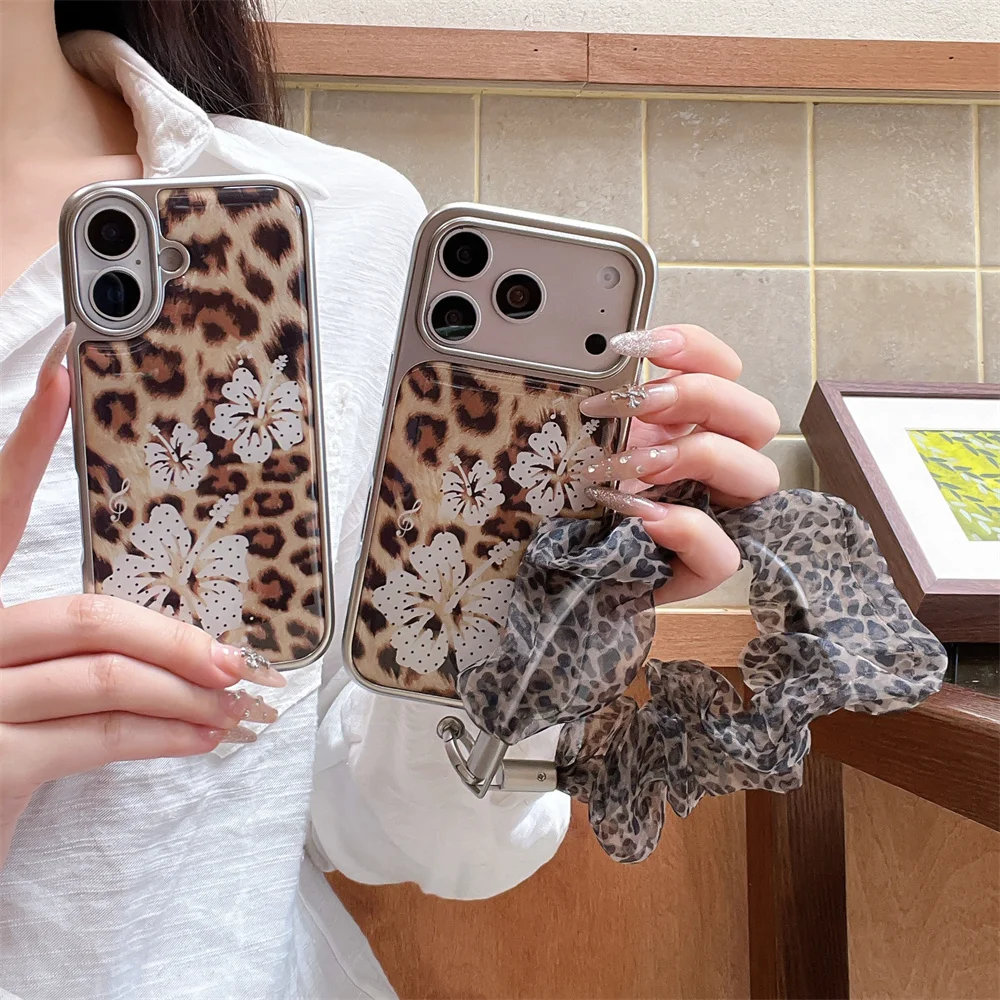 Fashion Korean Cute Leopard Flower Phone Case For iPhone 18 Pro 17 16 Pro Max Cover with Charm Kawaii Cases 18 Promax Cases