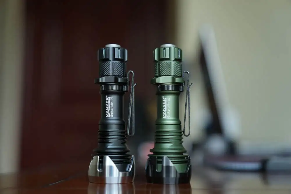 Mankerlight Striker Mini linterna táctica EDC de bolsillo