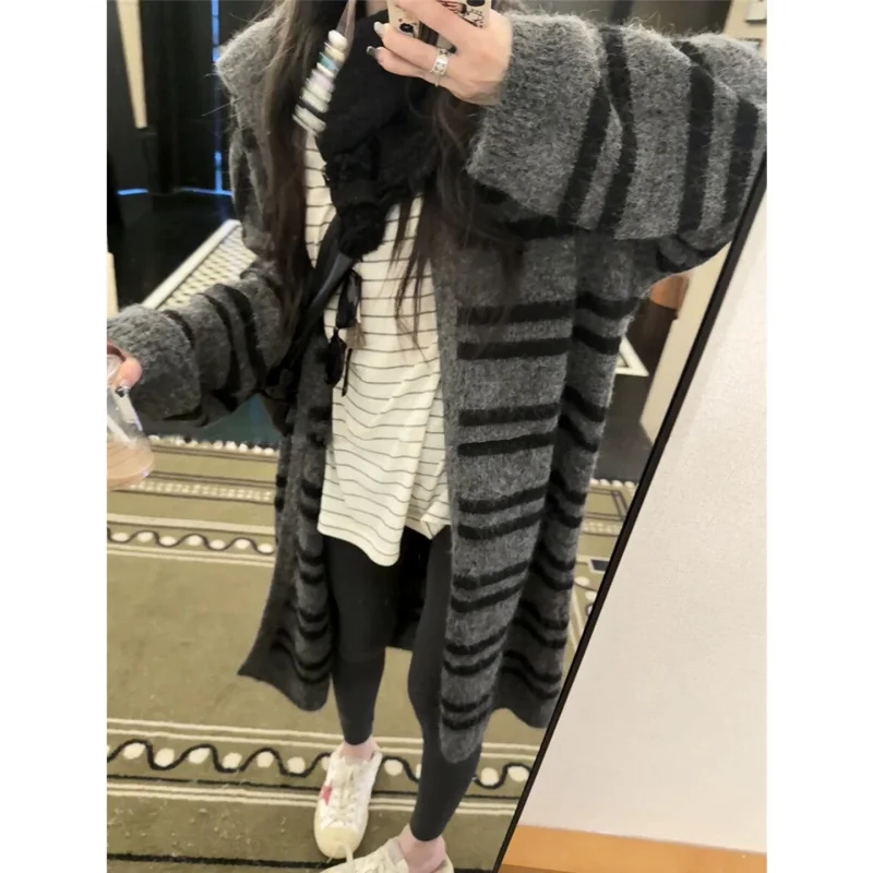 كوريا الجنوبية Dongdaemun الخريف جديد كسول فضفاض الصوف كتلة اللون مخطط مقنعين منتصف طول سترة مشغولة من الصوف المرأة #4