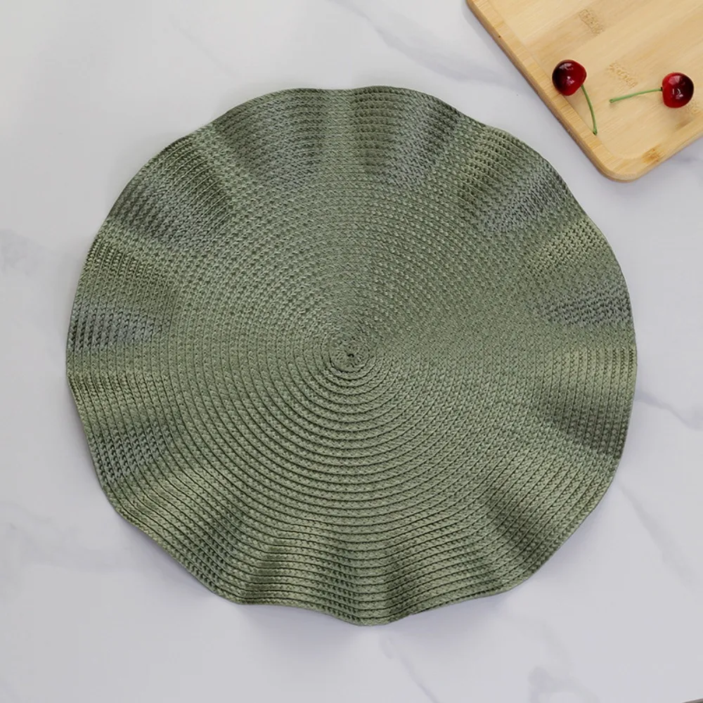 

4Pcs Household Corrugated Edge Braided Placemat Washable Heat-resistant Table Mat Non-slip Round Coaster Party
