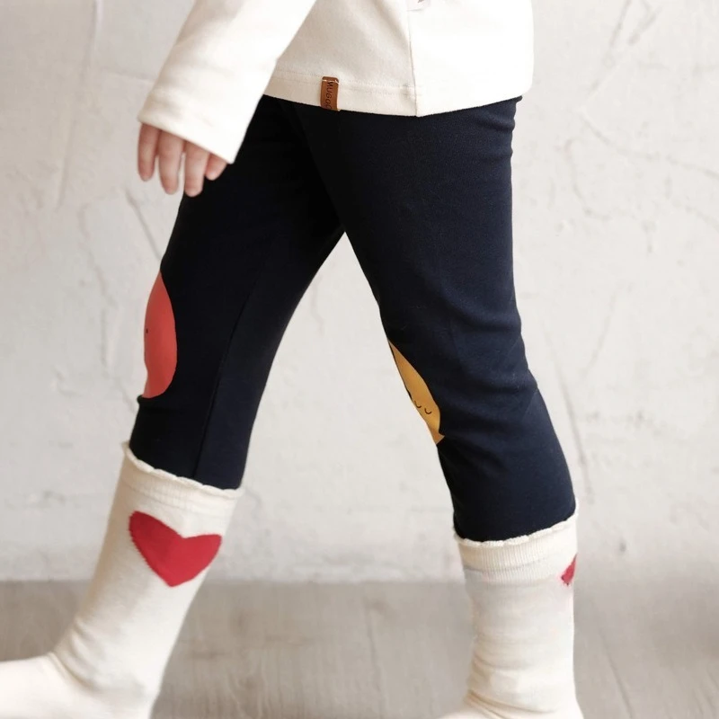 2025 جديد لطيف الكرتون طباعة طماق للأطفال الفتيات الخريف الشتاء الأزرق المشمش لينة وصديقة للبشرة الطفل بناطيل ضيقة W5178