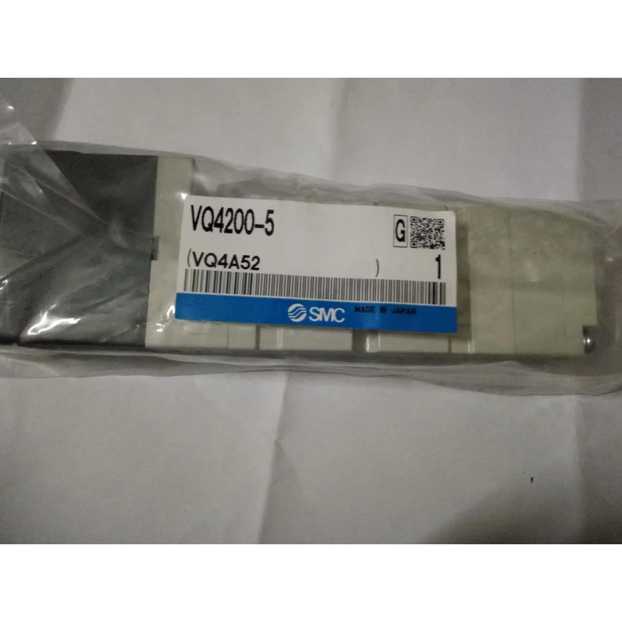 

1 шт. новый электромагнитный клапан SMC VQ4200-5 VQ42005, гарантия один год
