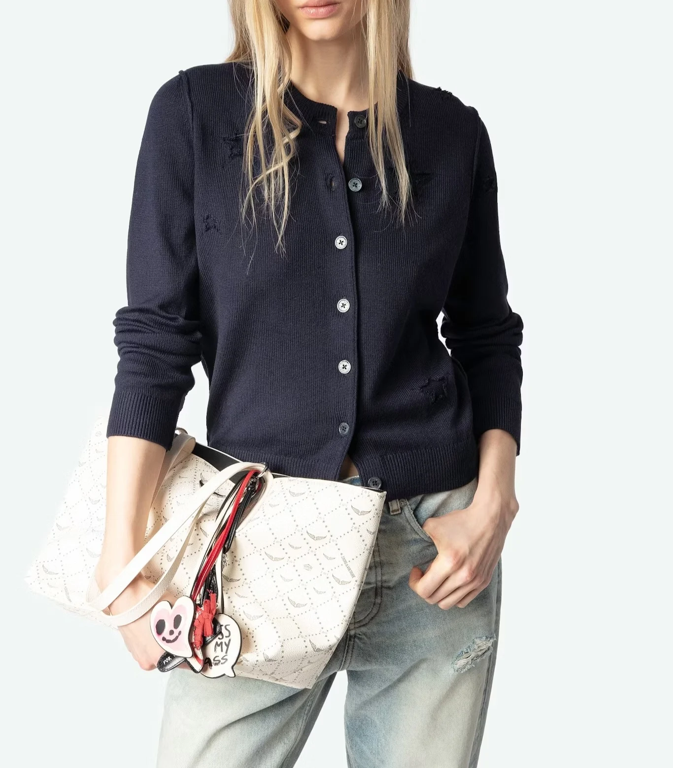 

2025 new round-neck pullover embroidered elegant commuting long-sleeved sweater