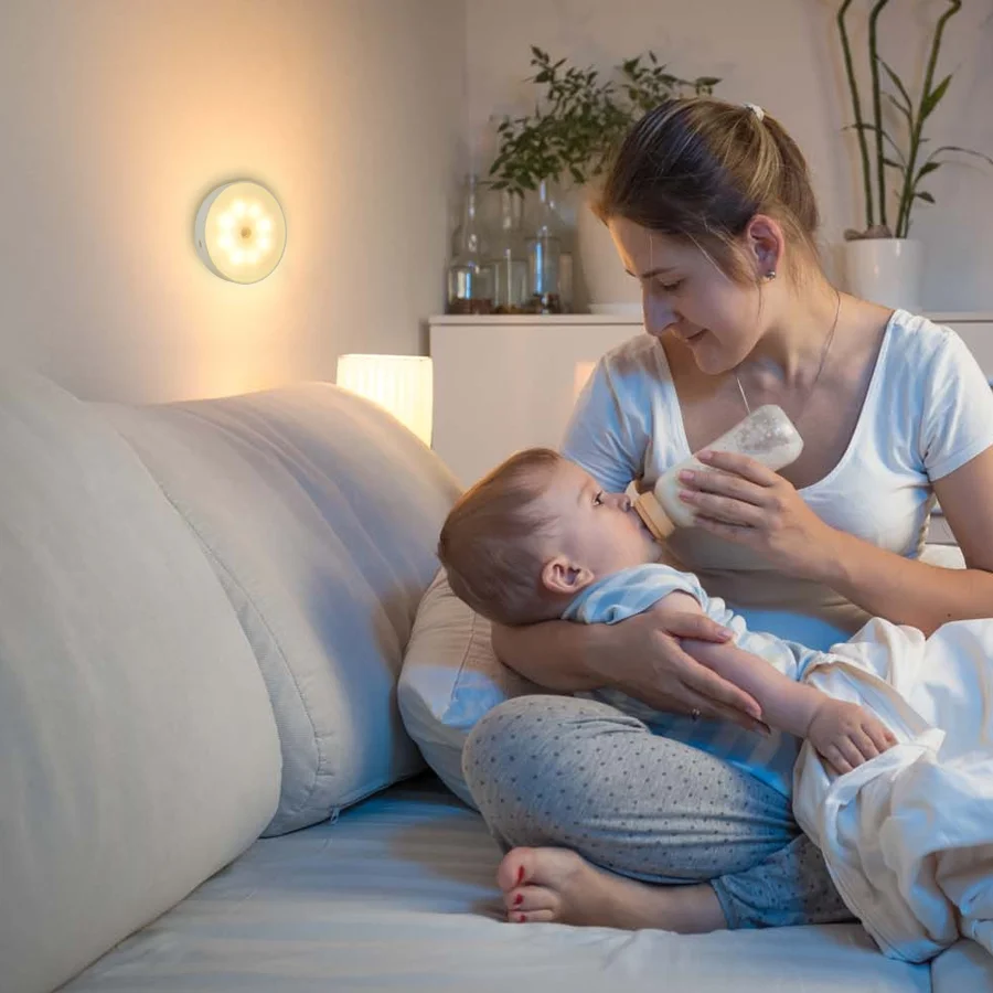 

3-цветный преобразовательный светодиодный индукционный ночник с зарядкой через USB, подходит для автоматического освещения при ходьбе в кухне, жизни.