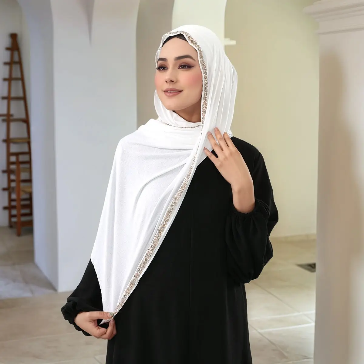 Scialle hijab musulmano Materiale chiffon Sciarpa 2 in 1 Mantello Donna Abbigliamento quotidiano Gite casual Copertura modesta Leggero Traspirante Morbido