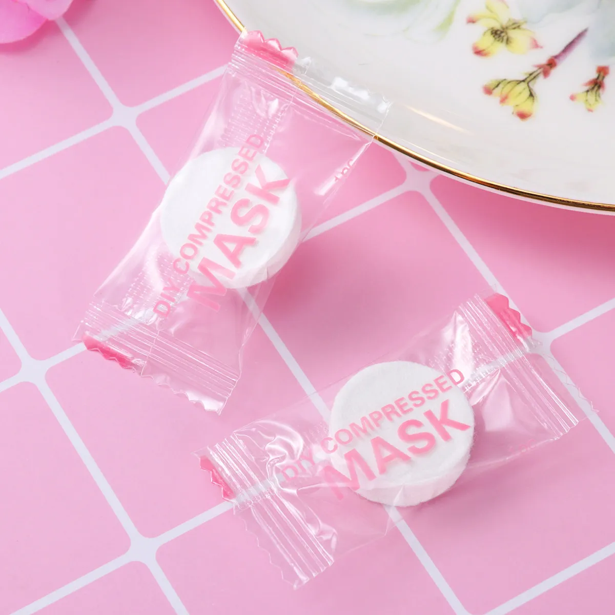 100Pcs DIY Compressed Facial Mask Disposable Paper Sheet Home Skin Care Moisturizing Facial Makeup Nourishment Pack