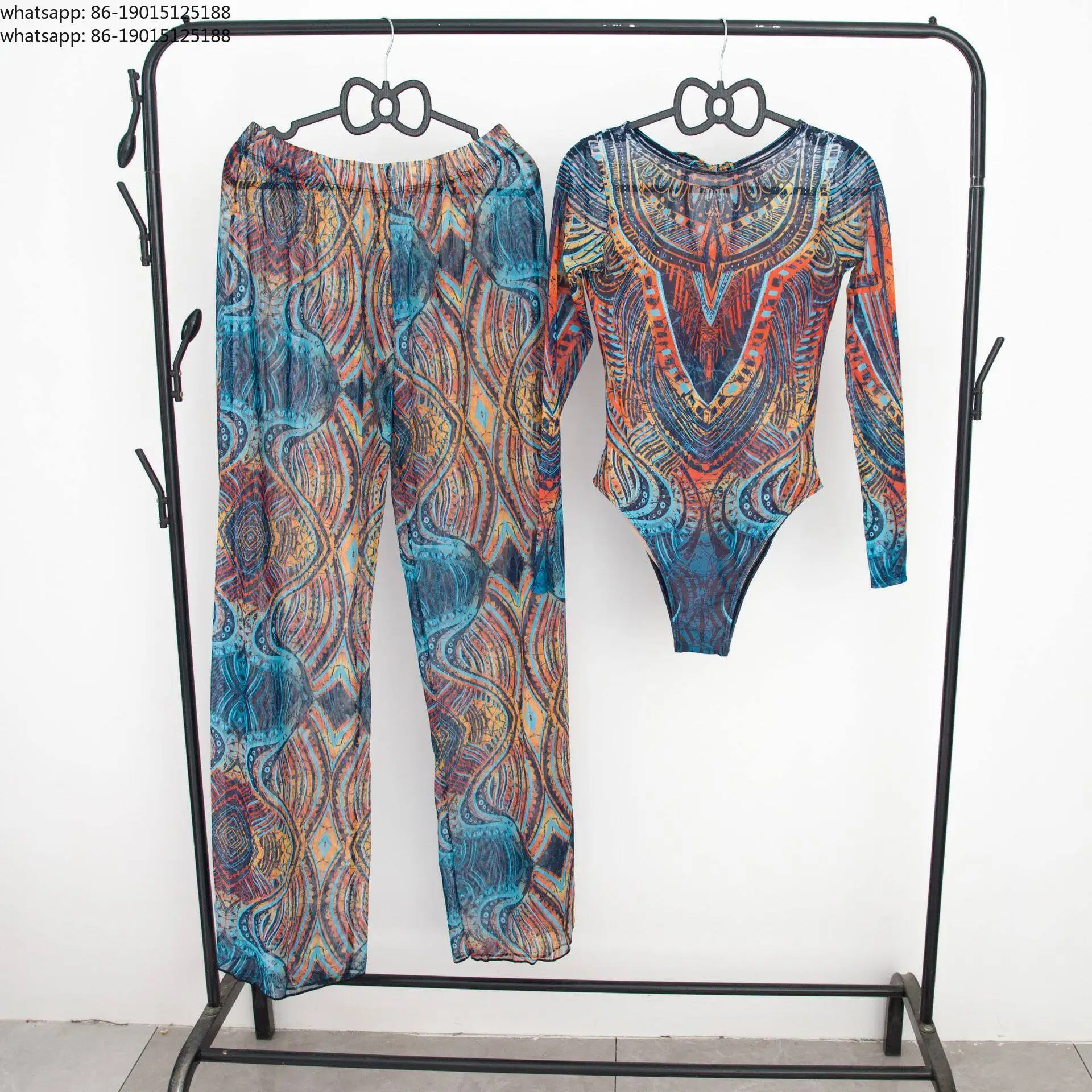 2026 one-piece swimsuit women's two-piece set European and American new Russian swimsuit sunscreen