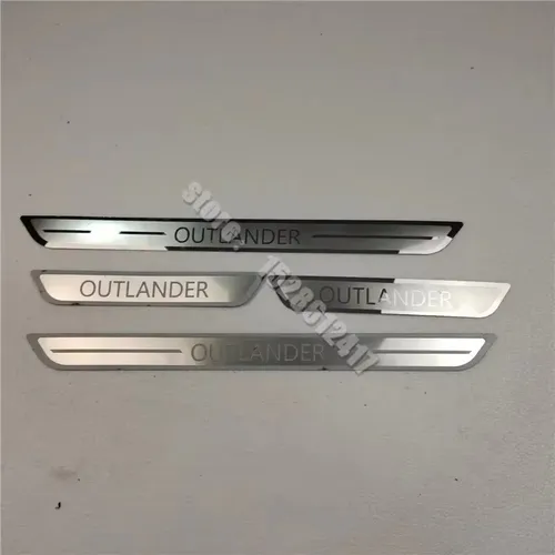 Imagen 2 del producto Para Mitsubishi Outlander 2007 ~ 2025 Umbral de puerta placa de desgaste embellecedor umbral de acero inoxidable Pedal protectores de entrada Protector accesorios de coche