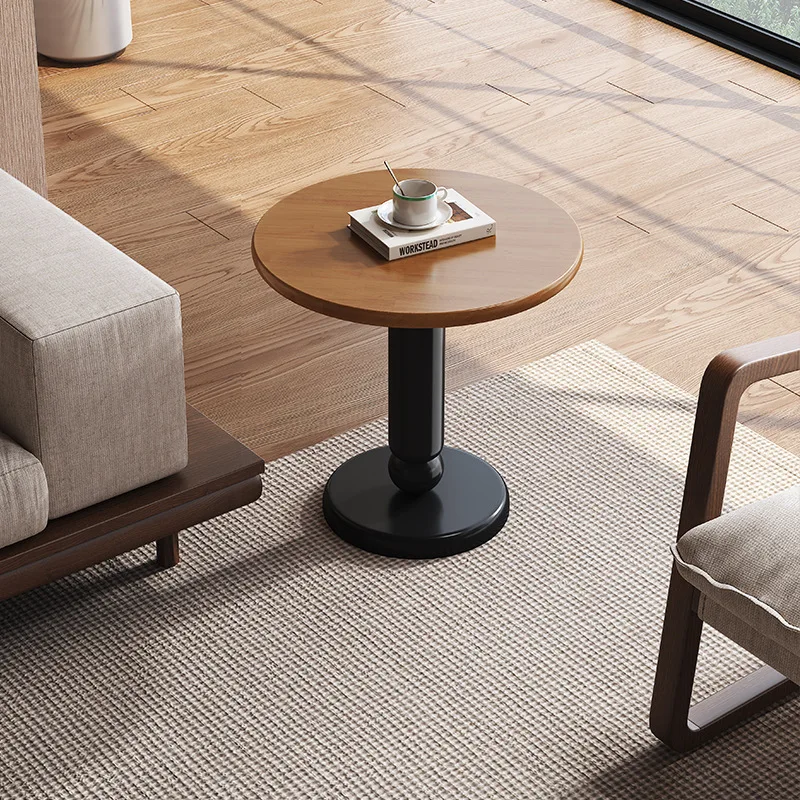 Nordic wabi-sandy wind solid wood coffee table sofa side few rubber wood simple living room round 40CM coffee table small coffee