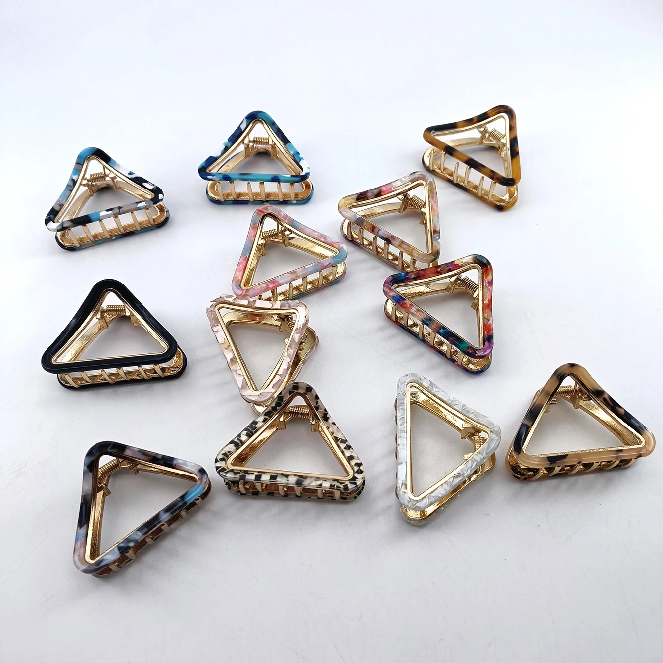 5.8cm Korean style alloy triangle clip with acetic acid minimalist hollow design hair clip and accessory