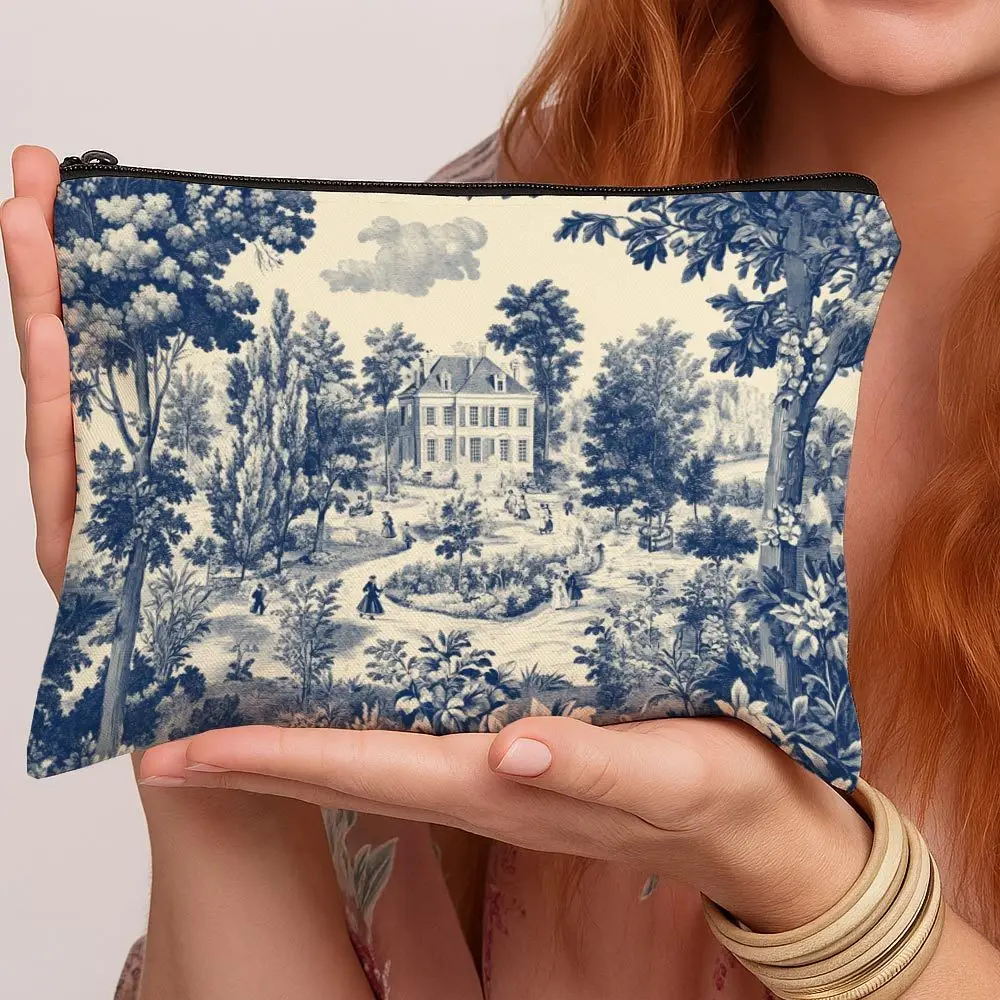 1pc French Chateau Landscape Makeup Bag,Cosmetic Pouch,Perfect for Daily,Travel,Makeup Storage,Elegant Gift for Vintage Lovers.