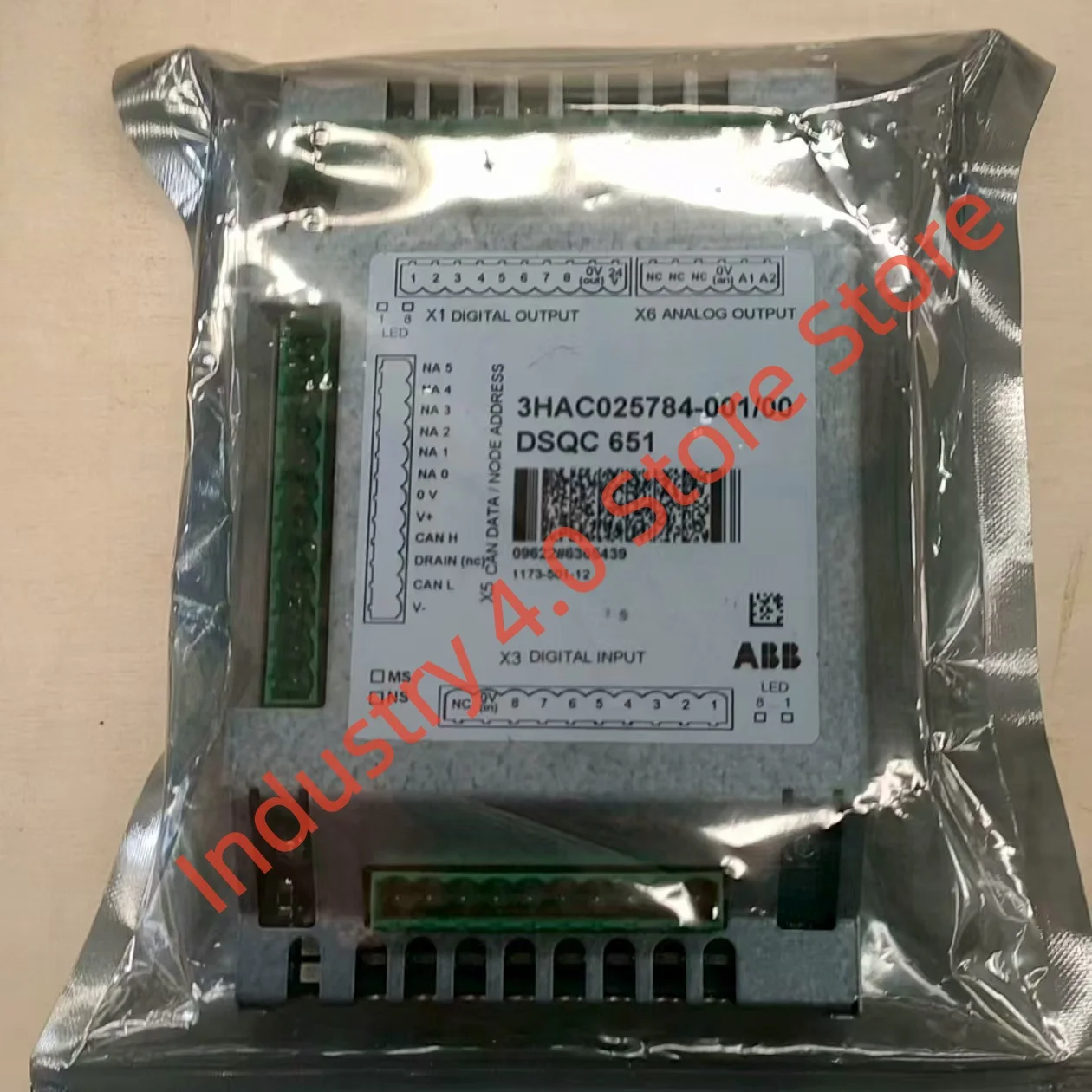 

3HAC025784-001/00 Модуль сигнальных входов/выходов DSQC651 3HAC025917-001/00 DSQC652 3HAC025918-001 DSQC653 новый в упаковке