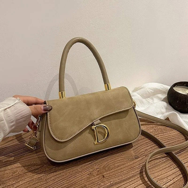 

Ladies Crossbody-Bag Made Of Premium Leather Featuring Casual High-End Daily Style​