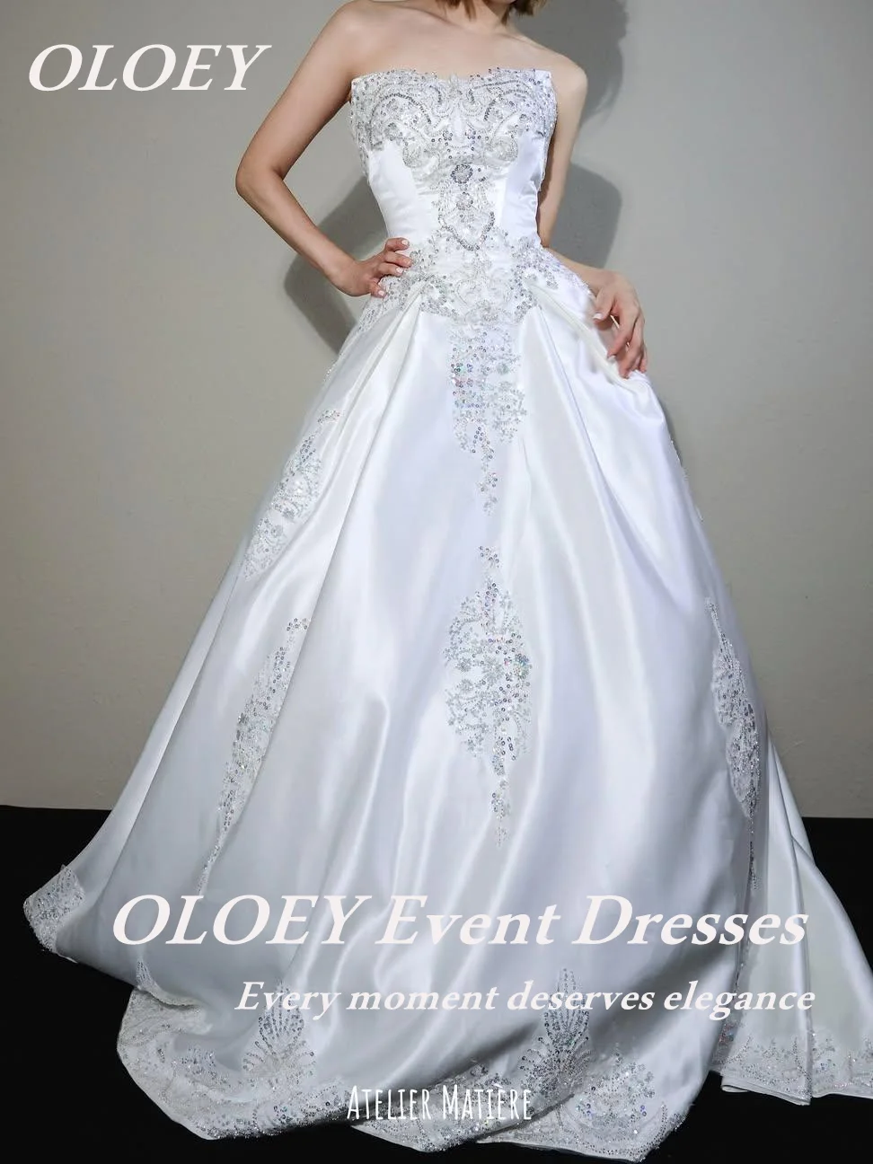OLOEY Luxury Appliques Beaded Wedding Dress Pleat Soft Satin Strapless A-line Bridal Gown Lace-up Back Customized Sweep Train