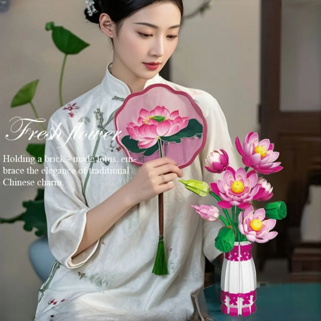 695+delige lotus bouwsteenornamenten met vazen |   Lotus-bouwsteenset in Chinese stijl |   Desktopdecoratie voor thuis |   Valentijnsdag/Halloween/Thanksgiving/Kerstcadeaus