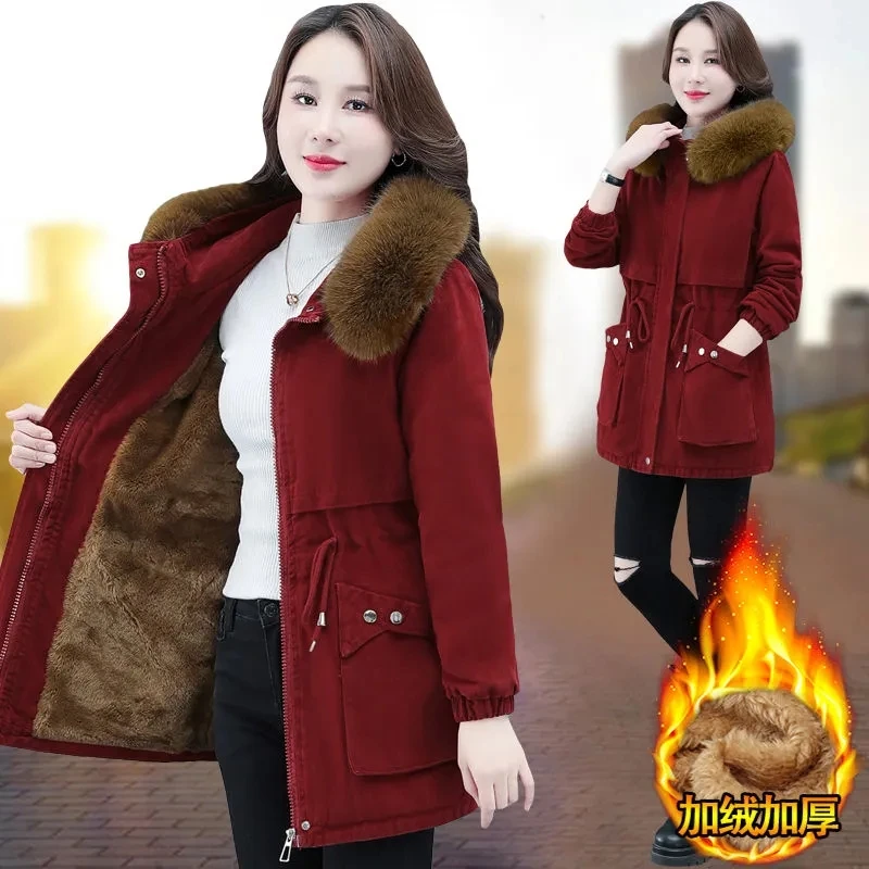 Parkas 6XL jaket katun empuk wanita, jaket katun musim dingin longgar kasual kerah bulu tebal ukuran besar 2024