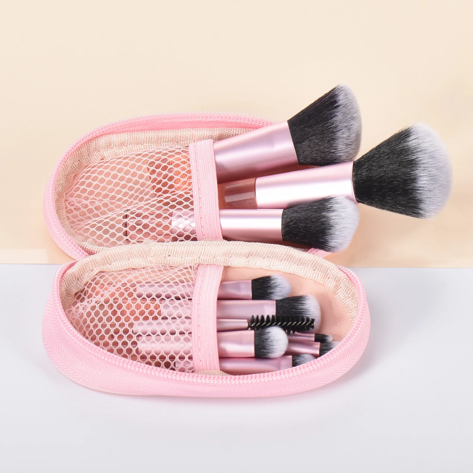 10 pink mini makeup brushes +1 velvet puff +2 fingertip mini powder puff - Travel portable Makeup Kit