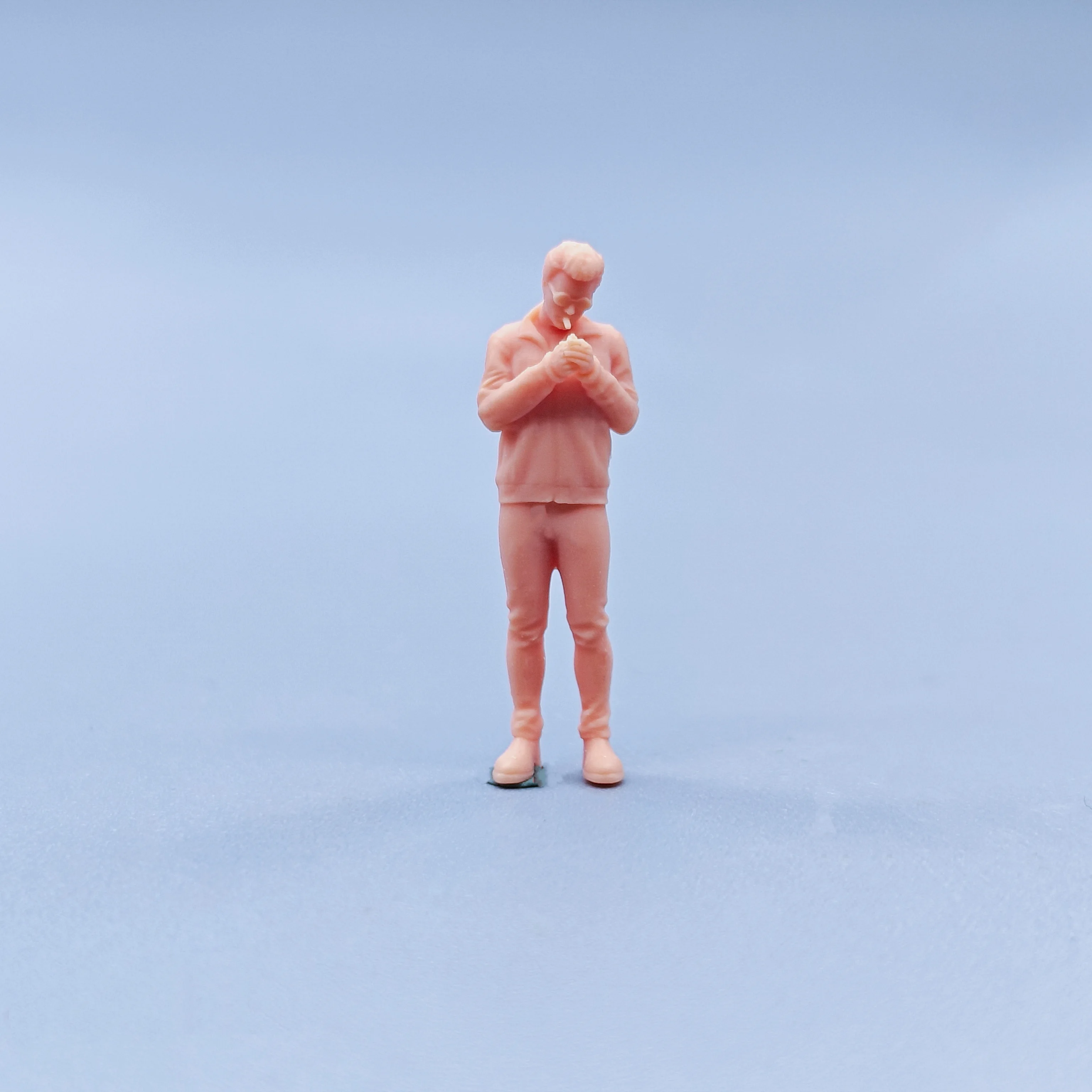 

Фигурки 1/64, масштабная модель из смолы, стоячие солнцезащитные очки для курения, мужские неокрашенные миниатюры, диорама, ручная роспись C623