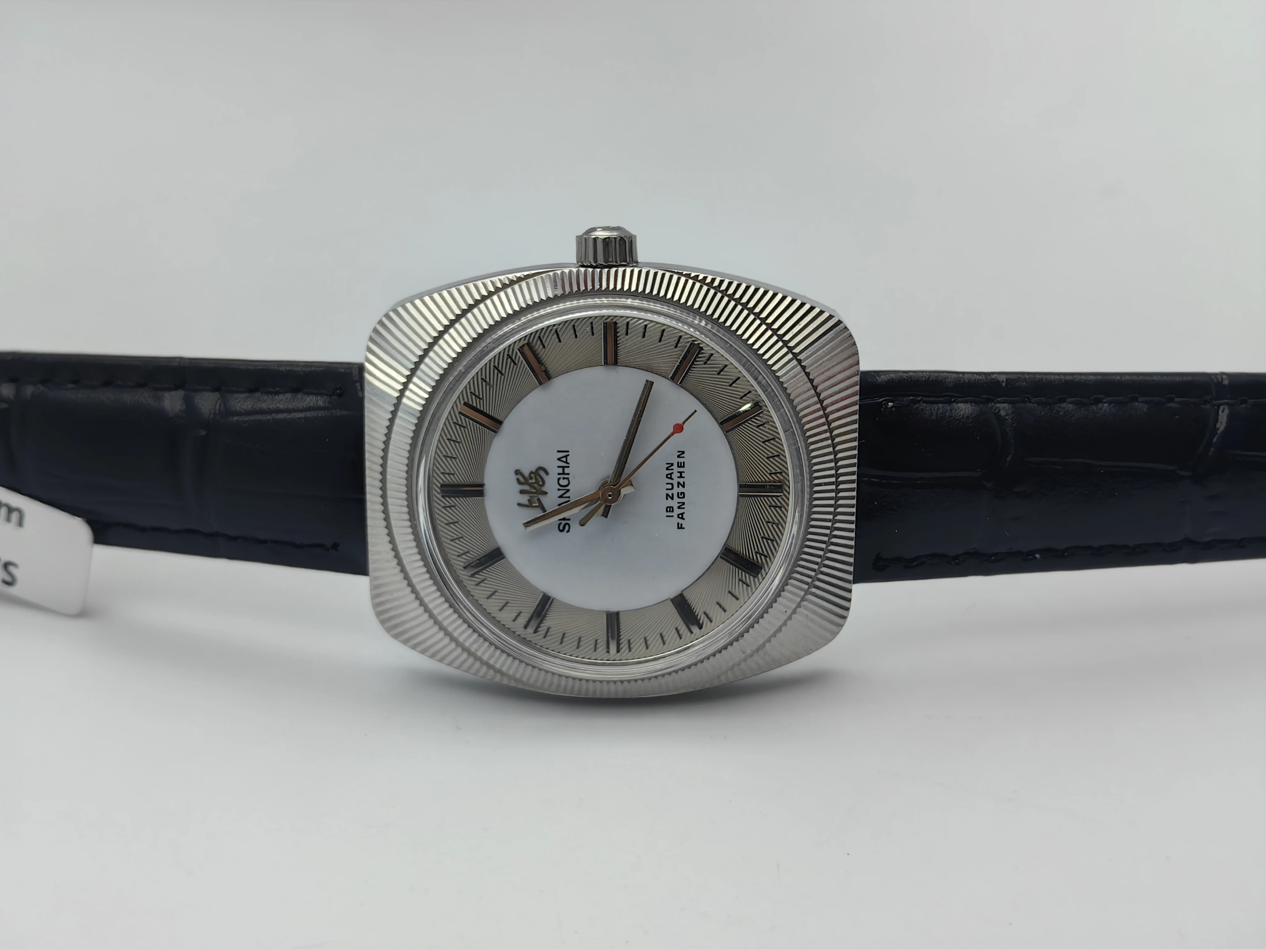 

Отечественный Шанхайский ромбовидный узор, корпус, серый край, механизм 7120, ручная верхняя полоса, ностальгическая коллекция, мужской ремонт 37 мм