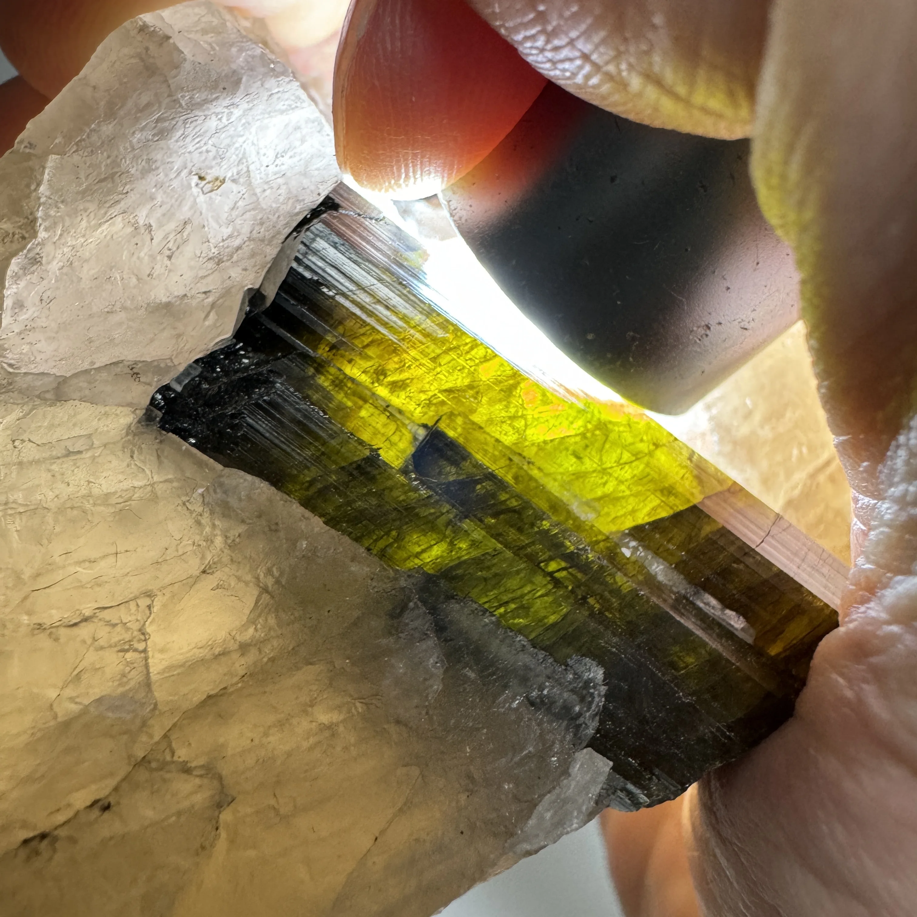 366g Natural Green Tourmaline Mineral Specimen With Clear Quartz Reiki Healing Stone Crystal Home Decor