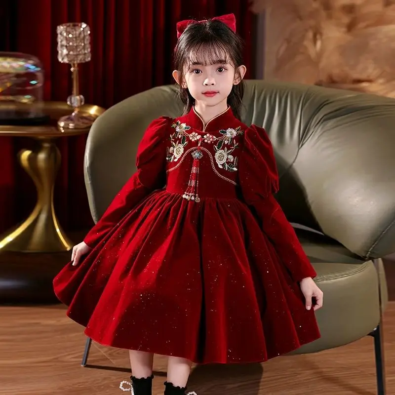 

Girls' New Chinese-Style Qipao Dress - 2025 Winter Red New Year Princess Gown, Embroidered, Fleece-Lined & Skin-Friendly