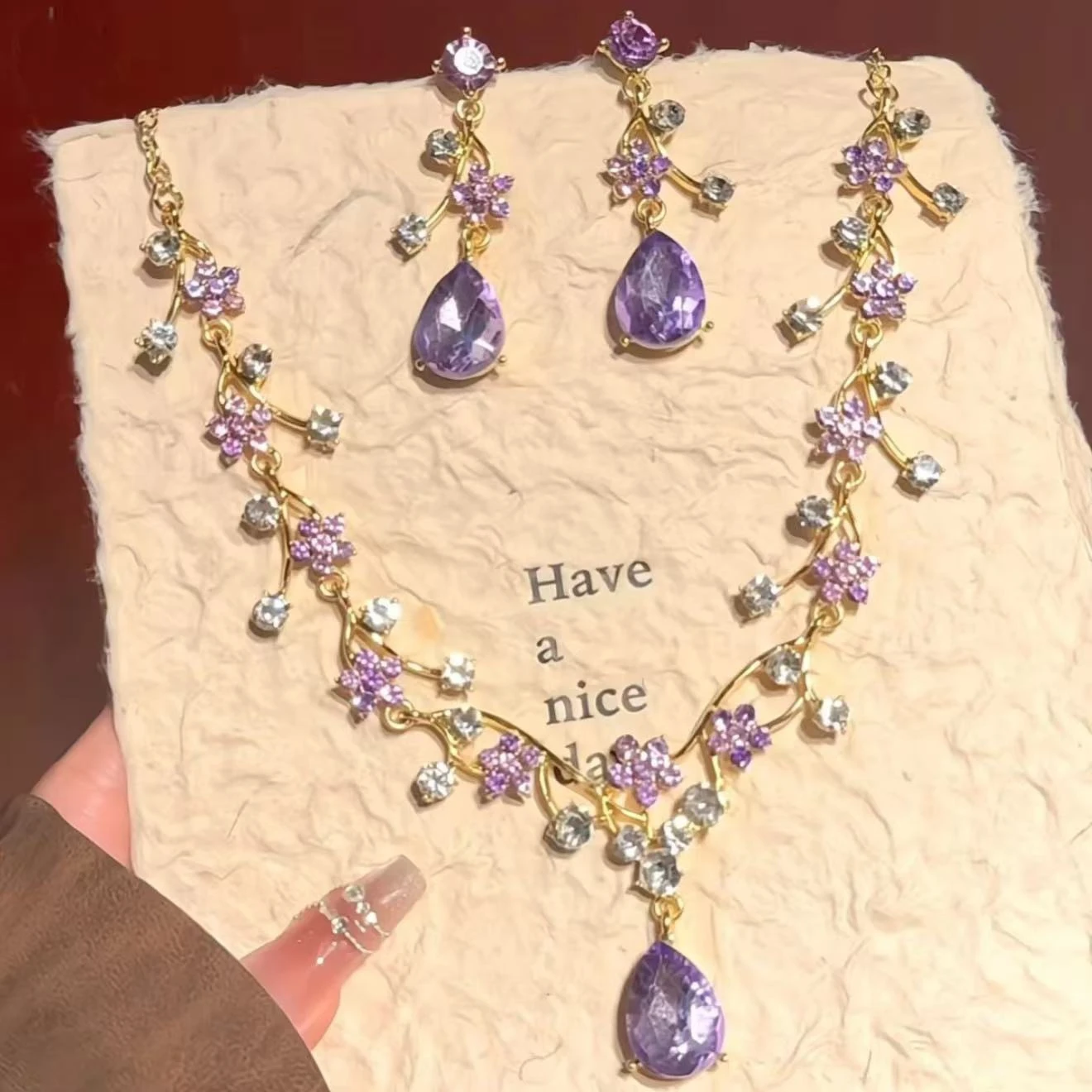 Strass-Wassertropfen Brautschmuck-Sets für Frauen Leichter Luxus Zirkon-Blumen-Anhänger Halskette Ohrringe Ästhetische Accessoires
