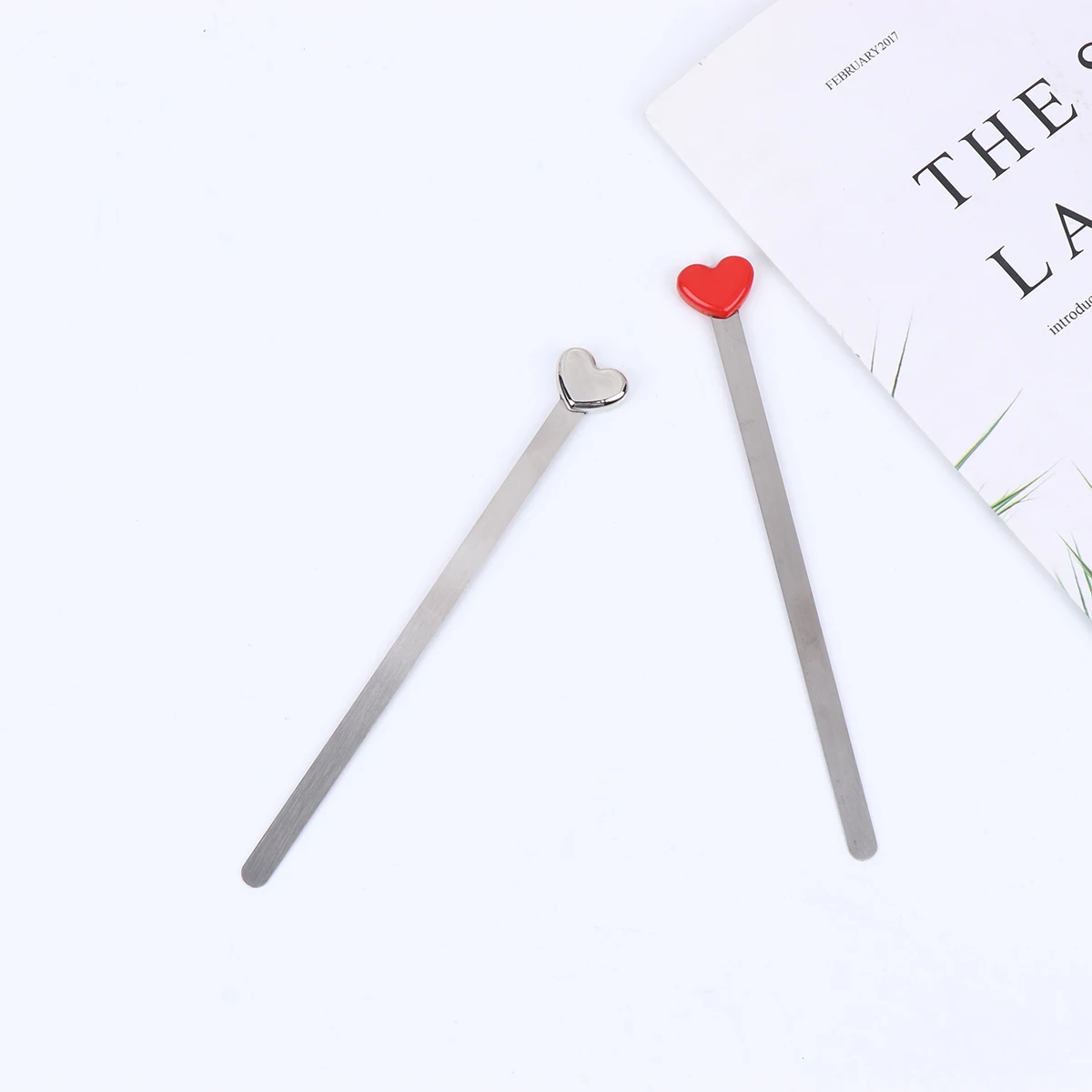 

2pcs Heart Shaped Bookmark Red Silver Metal Book Page Mark Stationery Gift For Readers Students Stainless Steel