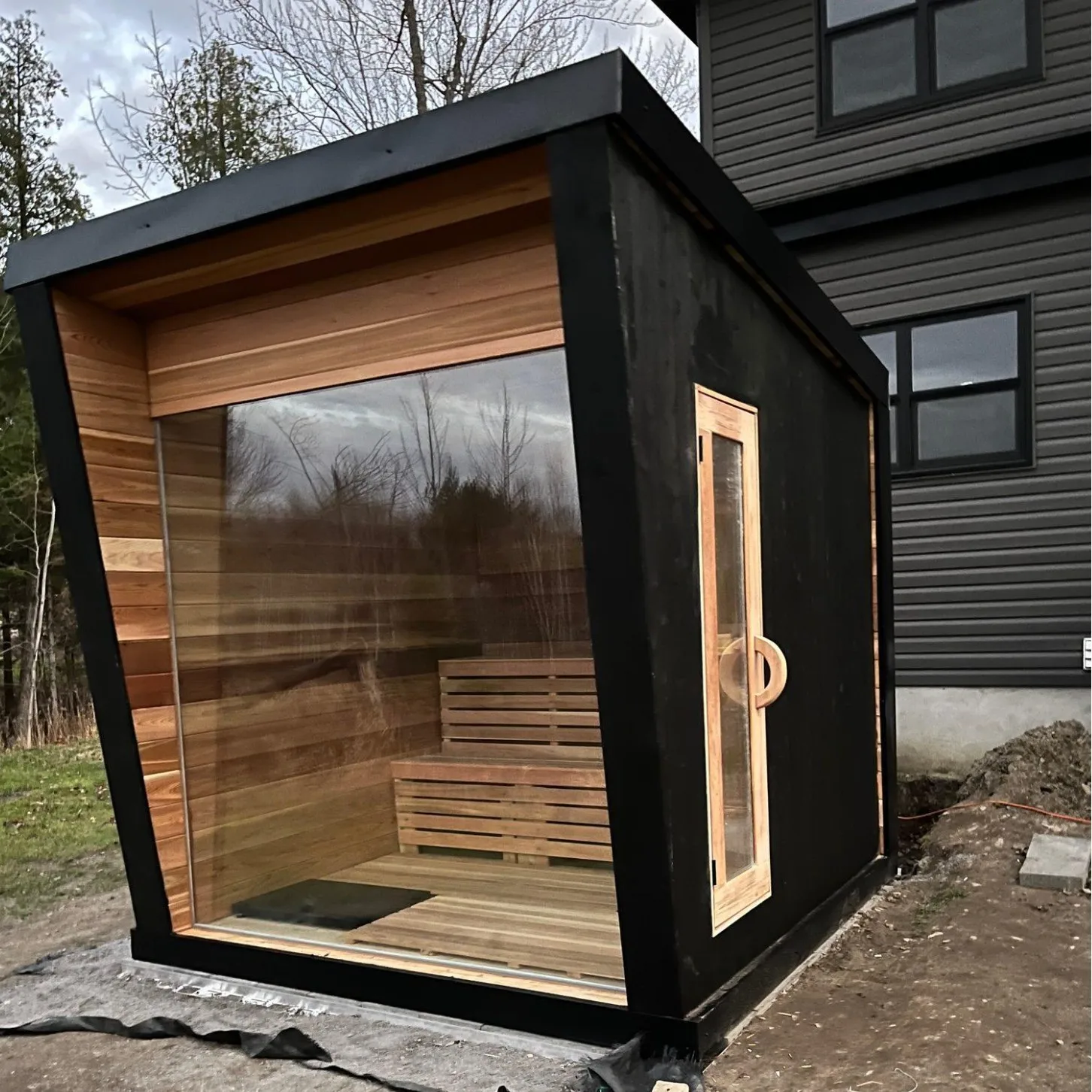 Canadian Red Cedar Cube Outdoor Smart Sauna Room Traditional Wood Firing Sauna