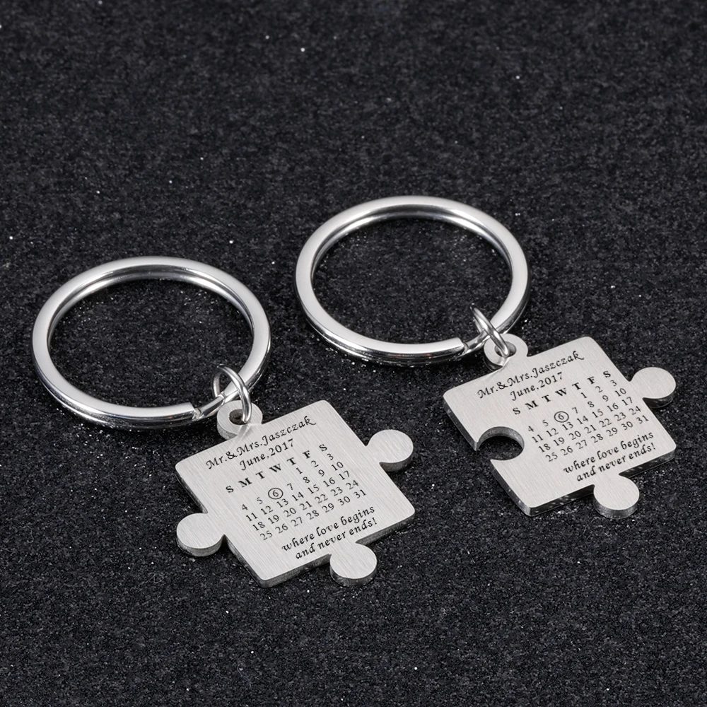 One Paired Couple Lover Keychain Customized Calendar Keyring Engraving with Couple Name for Anniversary Gifts Key Holder Pendant