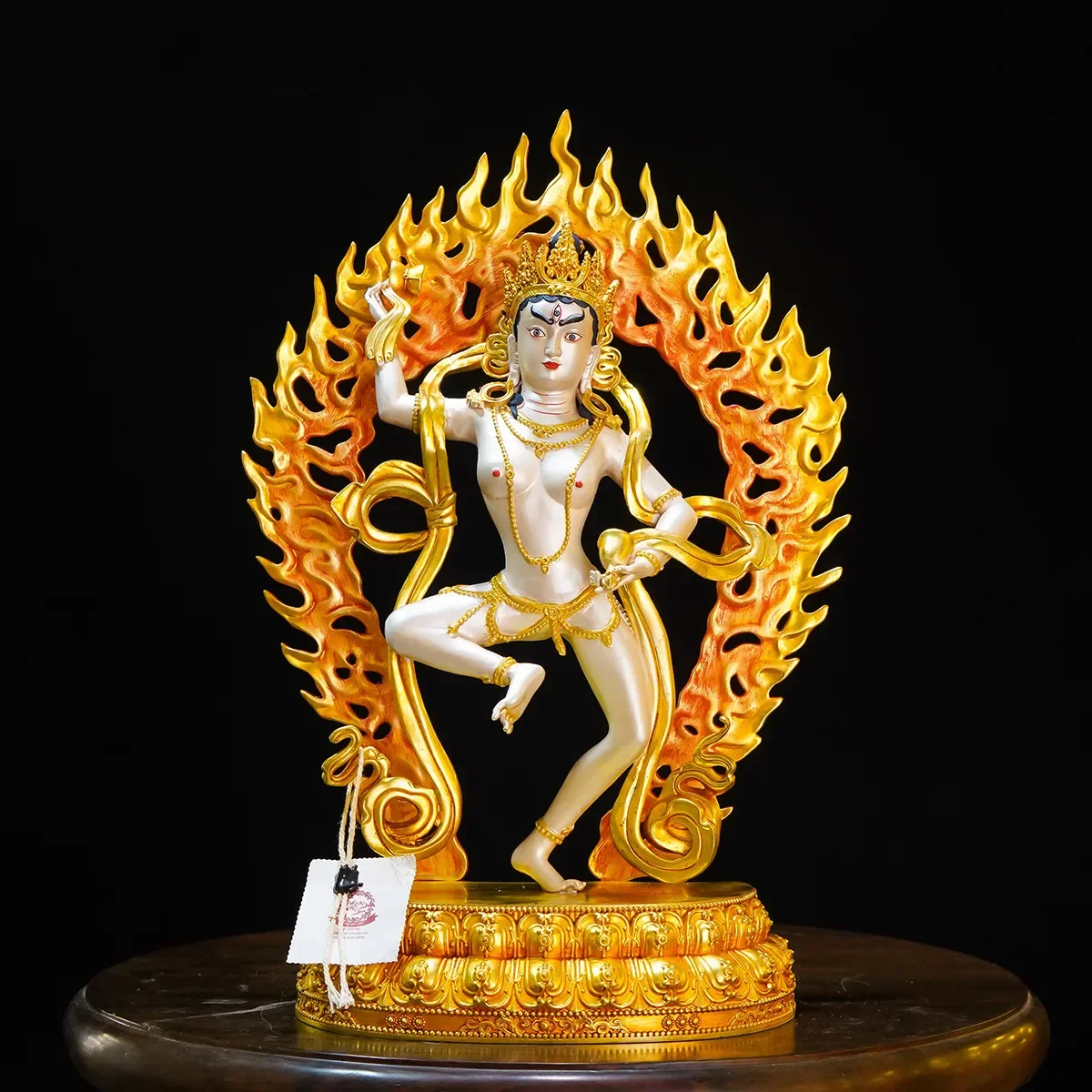 

Nepalese craft pure copper Maggie Lazun white copper pure hand-carved boutique antique gilt bronze statue ornament ten inches