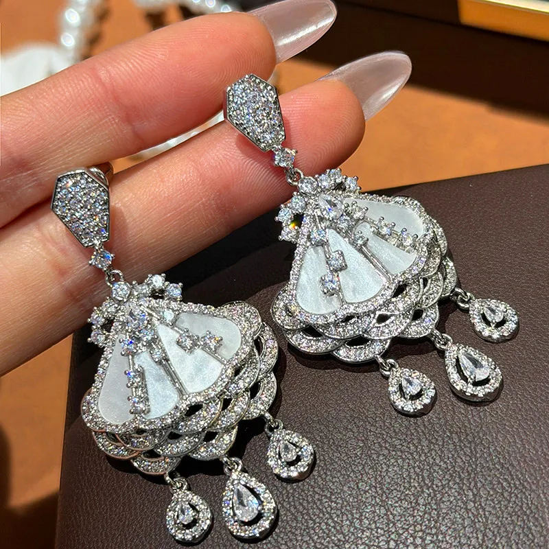 

Korean Zircon Long Temperament Luxury Fashion Fringed Earrings