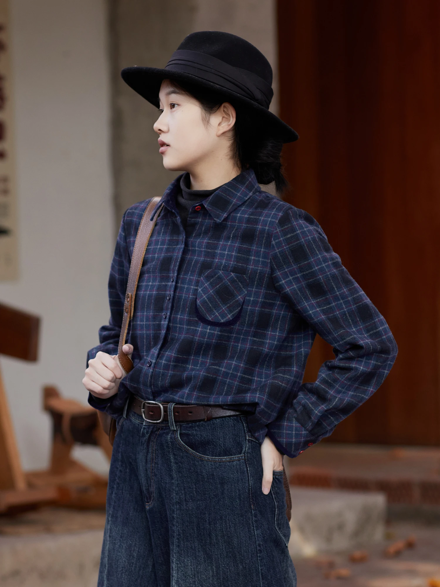 

Теплая утолщенная зимняя рубашка в клетку для женщин, свободного кроя, из шерстяной смеси, с длинным рукавом, повседневная, деловая, синяя