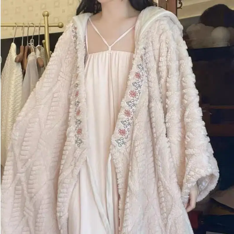 Ropa de dormir de lana Coral para niñas, albornoz de princesa con capucha, pijamas sueltos, ropa de ocio, dormitorio, baño, ropa familiar, capa, prendas de vestir exteriores