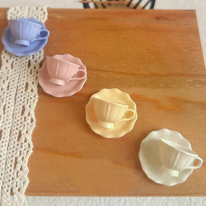 1Pcs Dollhouse Miniature French Retro Coffee Cup Plate Model Doll House Mini Play Kitchen Furniture Accessories Scene Decoration