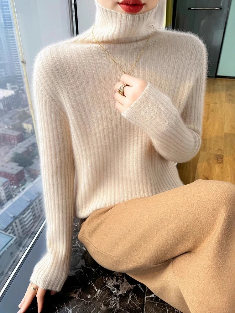 2025 Nuovo maglione lavorato a maglia di lana a collo alto da donna autunno/inverno maglione lavorato a maglia con cappuccio dimagrante maglione moda casual