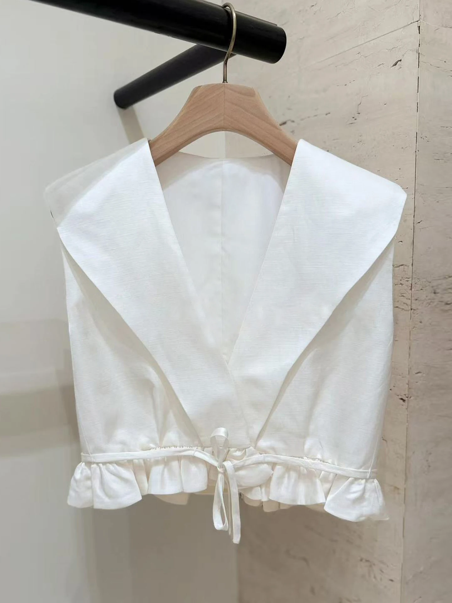 

S Home Nan You High End Women's Summer irt Vest Top V Ne Lace Trim Belted ort Svel High Waist Commute Sle