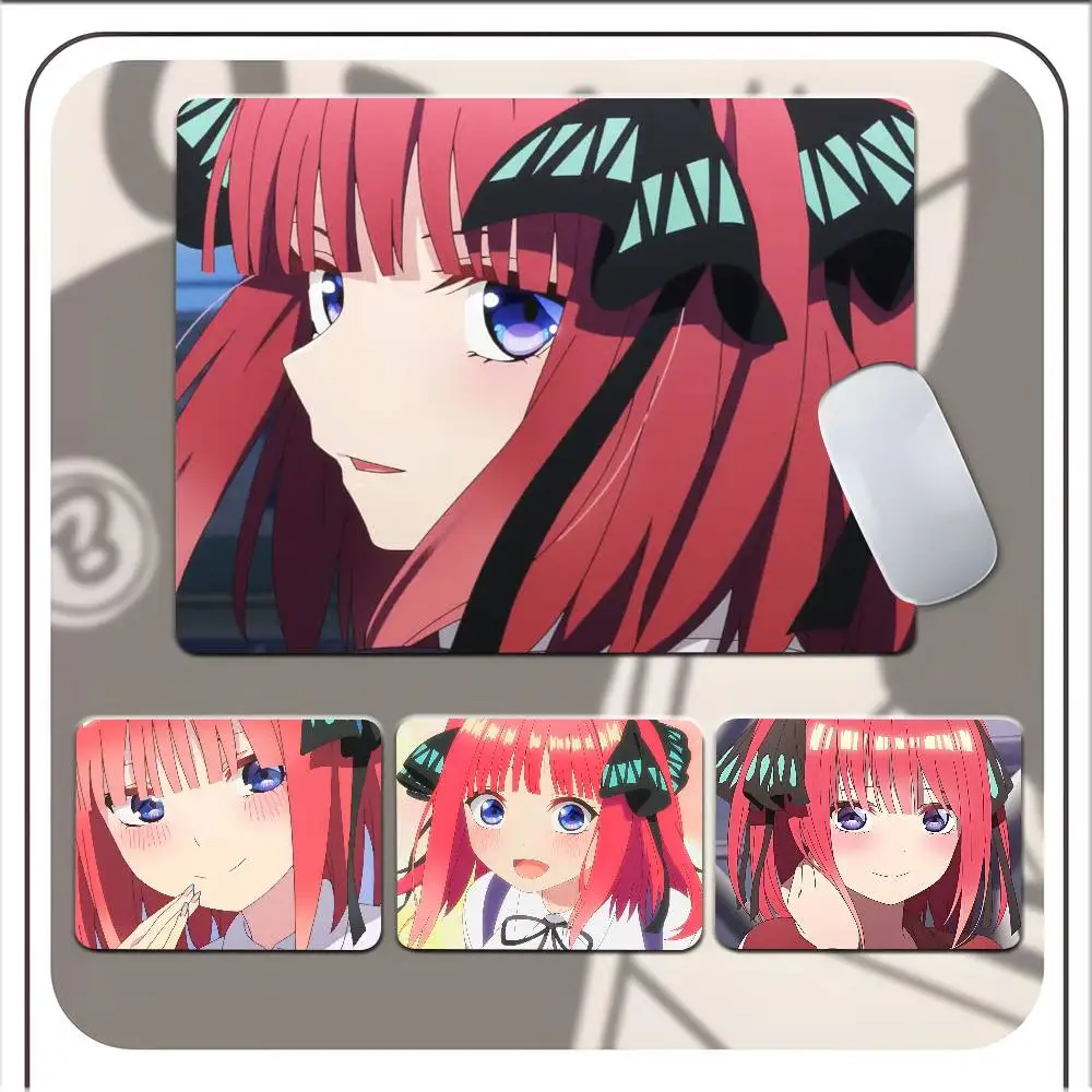 Nakano Nino LOVE Anime The Quintessential Quintuplets Small Mousepad Keyboard Pad Laptop Cushion Non-slip Deskpad
