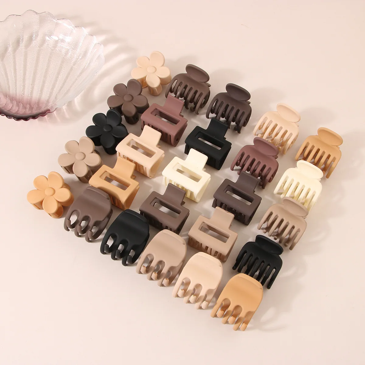 10 pieces of random multi-color mini hair clips with strong anti-slip grip, suitable for fixing bangs and loose hair