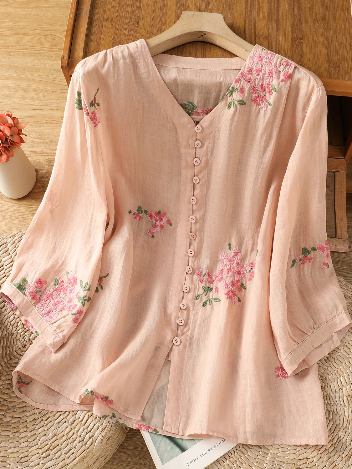 Artistic Fre Linen V-Ne Embroidered Slimming Loose Fit Summer irt f Sve Women's plus Size Casual Top