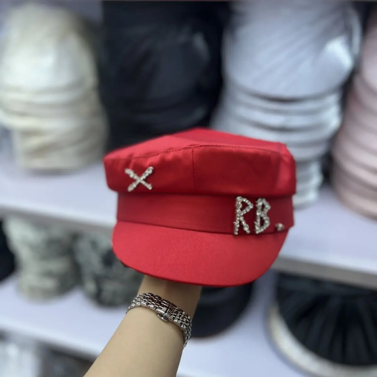 Nueva marca de diseñador, Gorras de vendedor de periódicos con letras R B de diamante, sombrero militar plano para Mujer, boina ajustable para Mujer, Gorras para Mujer
